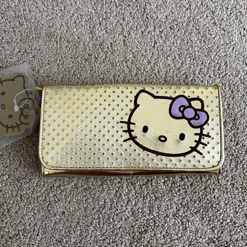 Hello Kitty Gold Wallet